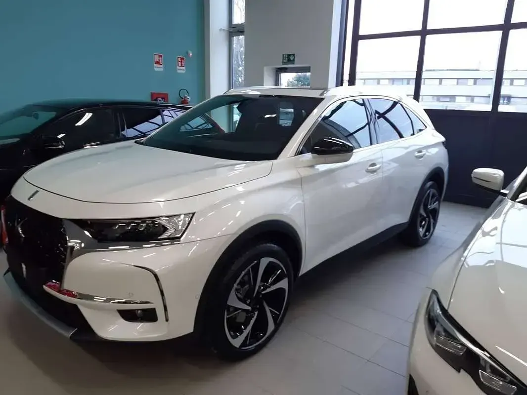 Usata DS Automobiles DS7 Crossback Grand Chic 177 CV (130 kW) 2020 Bianco SUV
