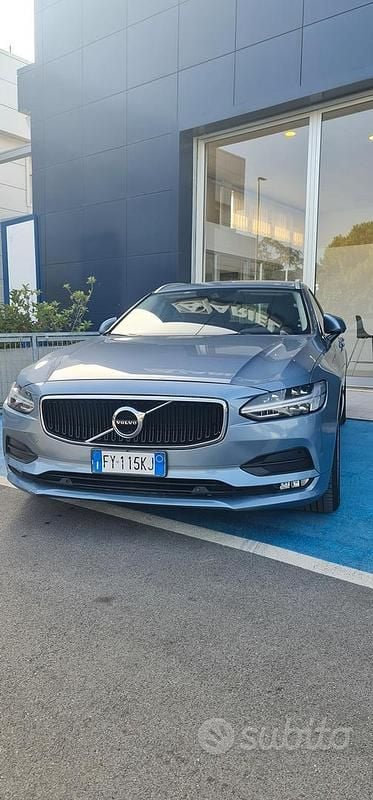 Usata 2019 Volvo V90 Momentum Station wagon | 18.000 € (Buon prezzo) - Immagine 1/4