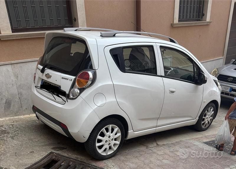 Usata Chevrolet Spark LT 82 CV (60 kW) 2012 Bianco Utilitaria