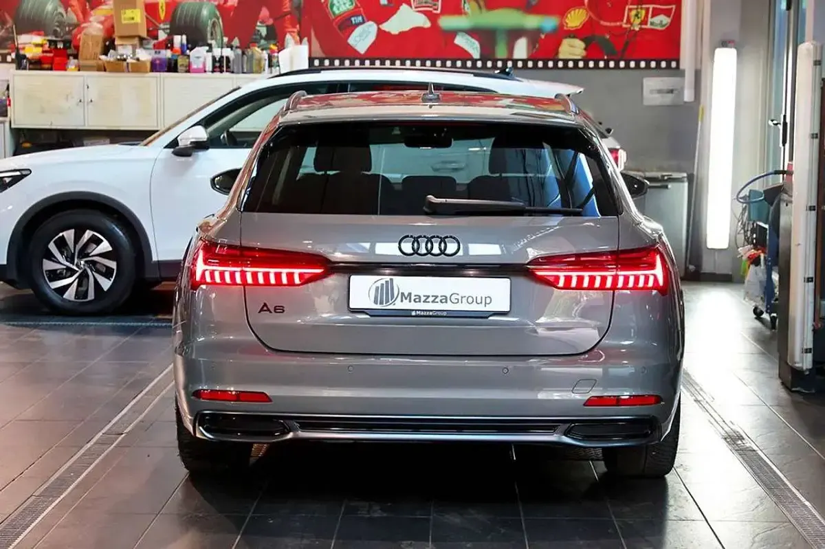 Usata Audi A6 Business 204 CV (150 kW) 2023 Grigio Station wagon