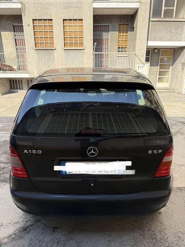 Usata Mercedes A160 Elegance 102 CV (75 kW) 2000 Monovolume