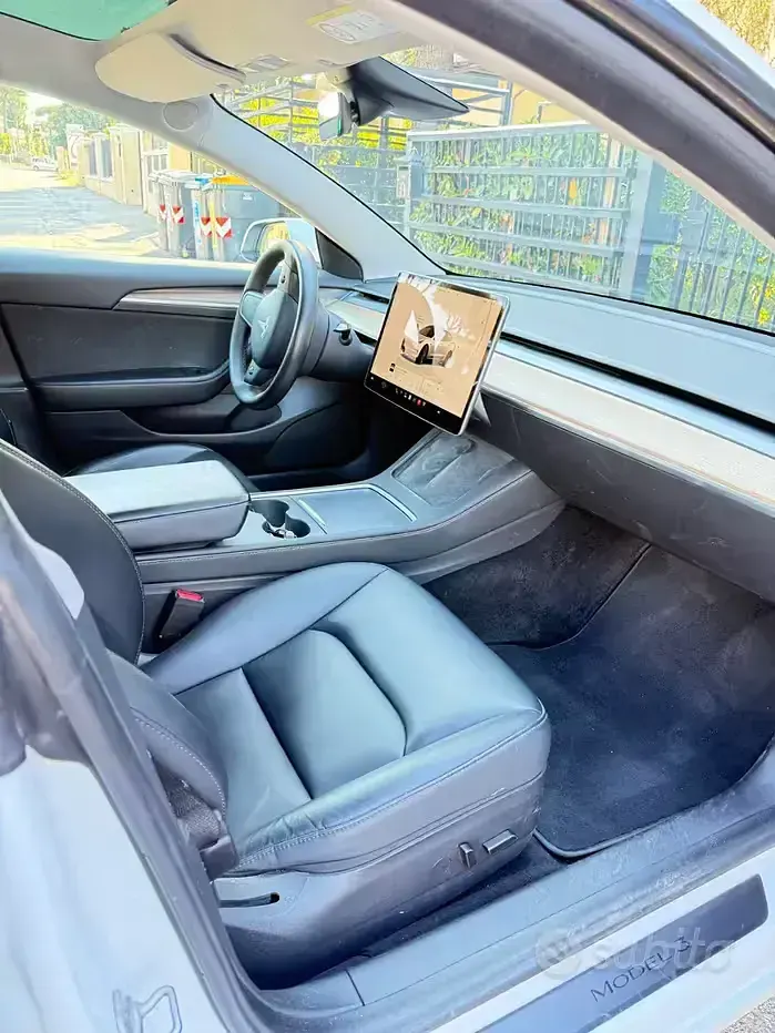 Usata Tesla Model 3 RWD 88 kW (120 CV) 2023 Bianco Berlina