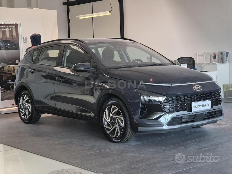 Nuova Hyundai Bayon 100 CV (73 kW) 2025 Grigio SUV