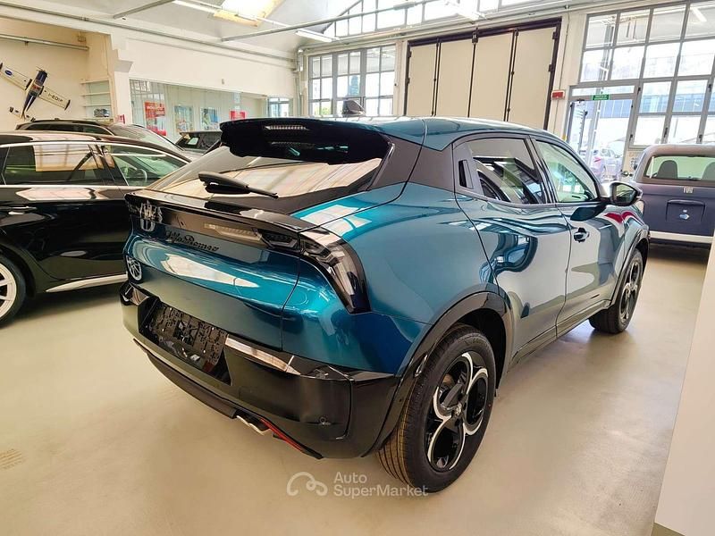 Nouvelle Alfa Romeo Junior Ti 136 ch (100 kW) 2026 Bleue SUV