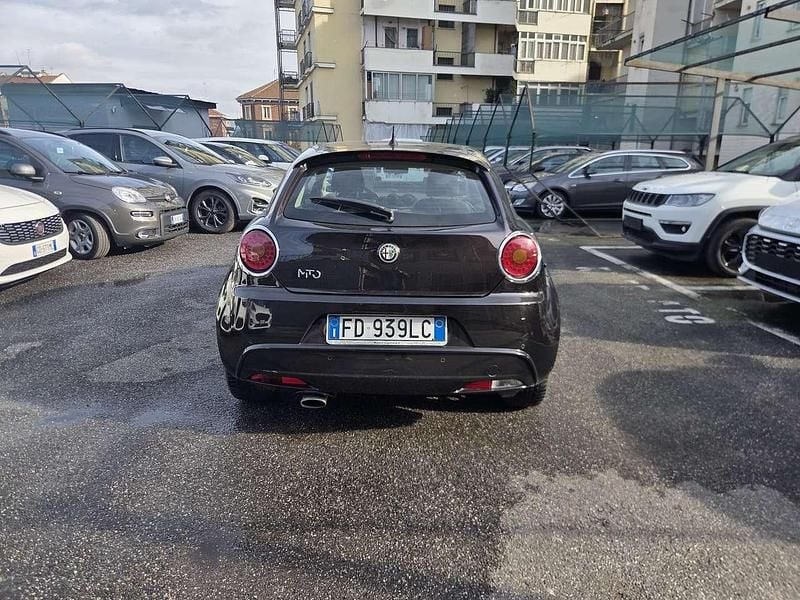 Usata Alfa Romeo MiTo Distinctive 120 CV (88 kW) 2016 Nero Utilitaria