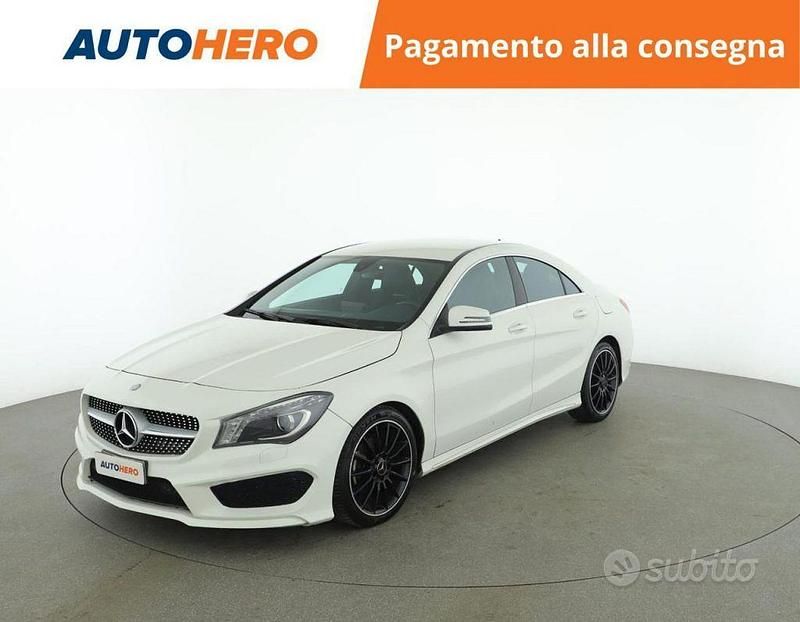 Bianco Usata 2015 Mercedes CLA200 Premium Tre volumi | 17.799 € (Buon prezzo) - Immagine 1/2