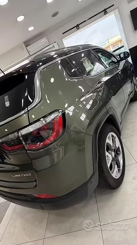Usata Jeep Compass Limited 120 CV (88 kW) 2019 Verde SUV