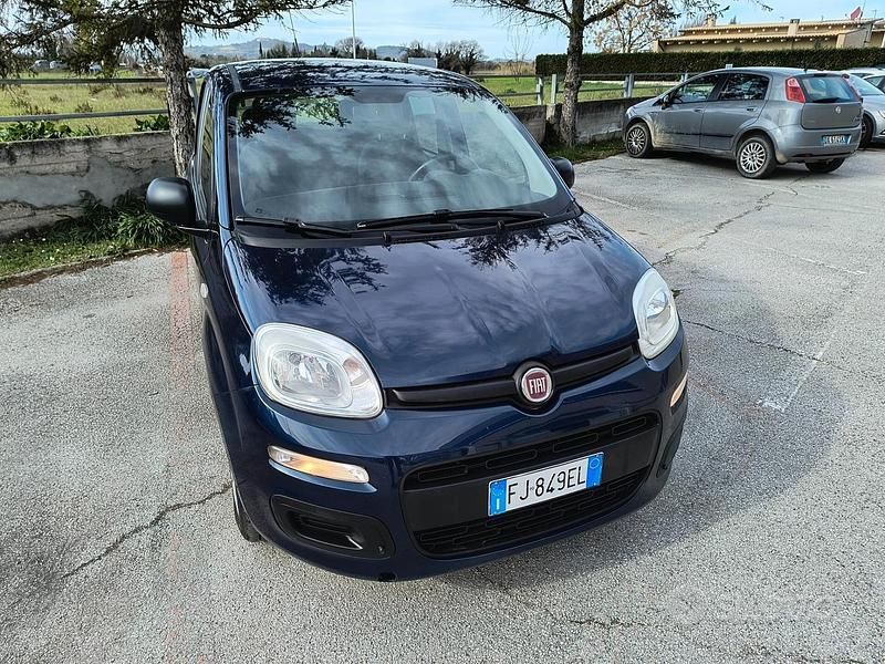 Usata Fiat Panda Easy 95 CV (69 kW) 2017 Blu Utilitaria
