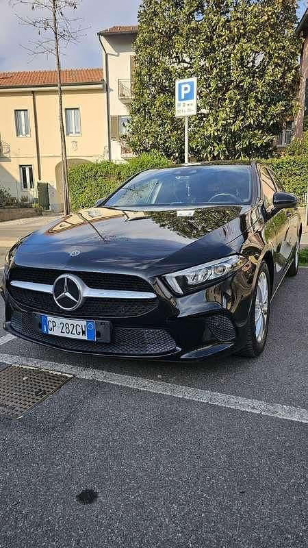 Usata Mercedes 180 136 CV (100 kW) 2020 Nero Berlina