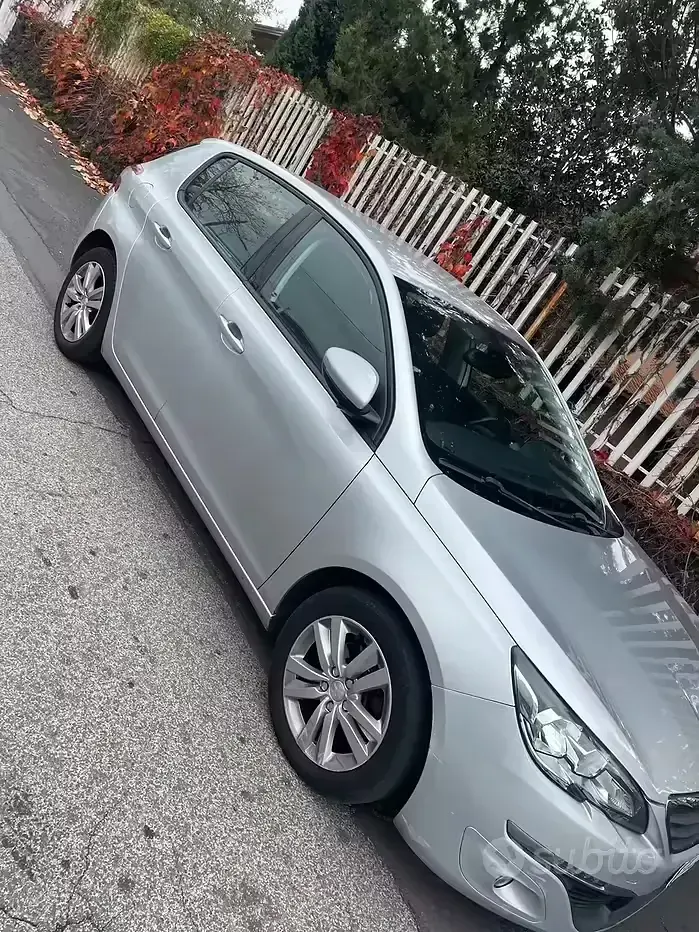 Usata Peugeot 308 116 CV (85 kW) 2016 Berlina