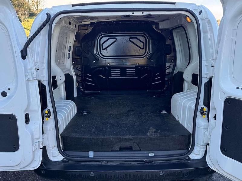 Usata Fiat Fiorino 77 CV (56 kW) 2021 Bianco Monovolume