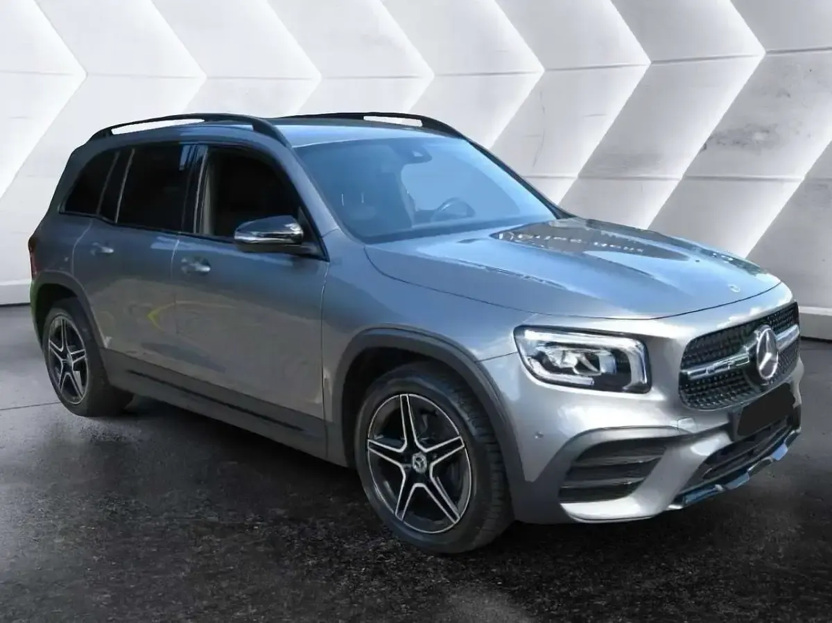Usata Mercedes GLB200 Premium 150 CV (110 kW) 2021 Grigio SUV