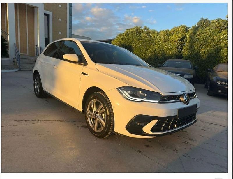 Nuova VW Polo R-line 95 CV (69 kW) 2025 Utilitaria
