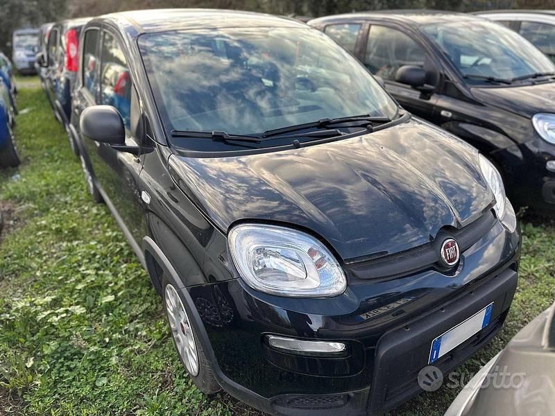 Usata Fiat Panda S 70 CV (51 kW) 2023 Nero Utilitaria