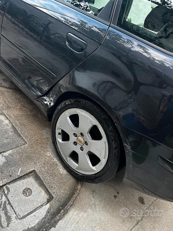 Usata Audi A3 140 CV (102 kW) 2005 Nero Utilitaria