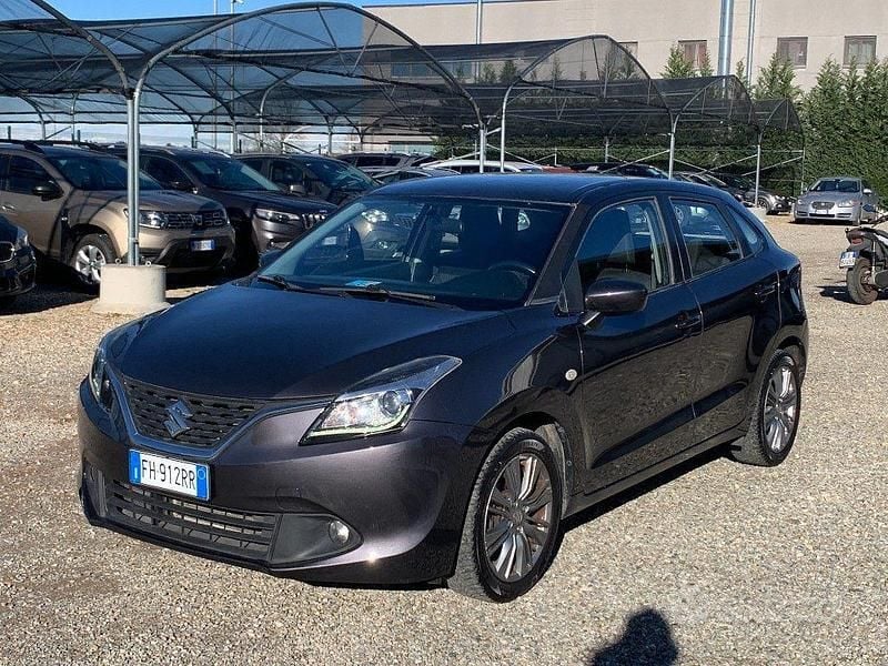 Usata Suzuki Baleno 90 CV (66 kW) 2017 Grigio Utilitaria