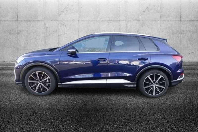Usata Audi Q4 e-tron S-Line 210 kW (286 CV) 2024 Blu/azzurro SUV