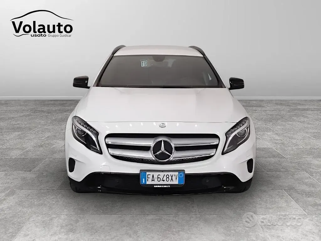 Usata Mercedes GLA220 177 CV (130 kW) 2015 Bianco SUV