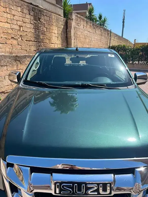 Usata Isuzu D-Max 163 CV (119 kW) 2013 Verde SUV