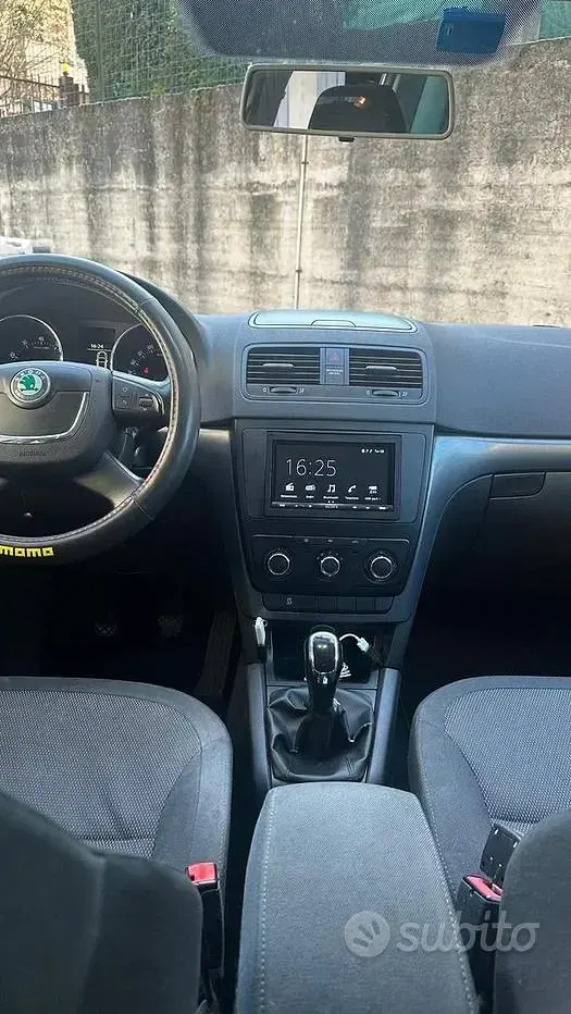 Usata Skoda Yeti 105 CV (77 kW) 2012 Bianco SUV
