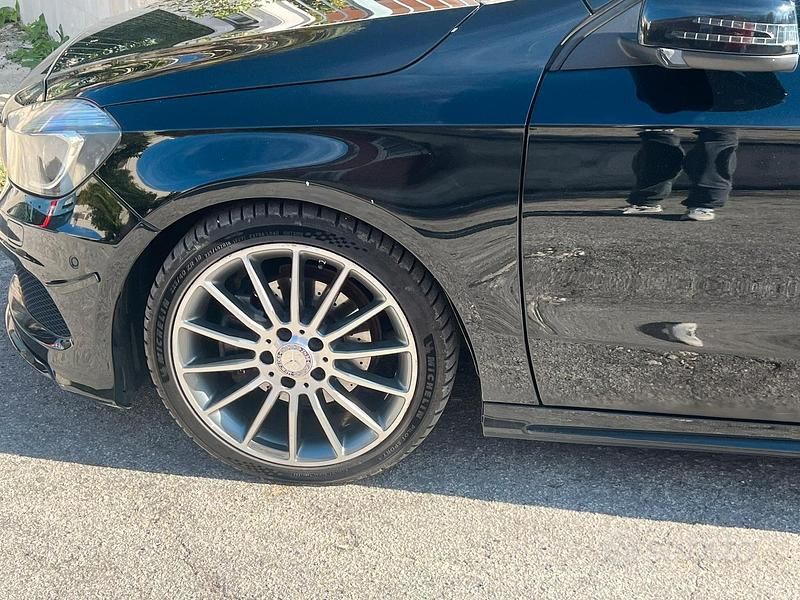 Usata Mercedes A180 AMG 109 CV (80 kW) 2015 Nero Berlina