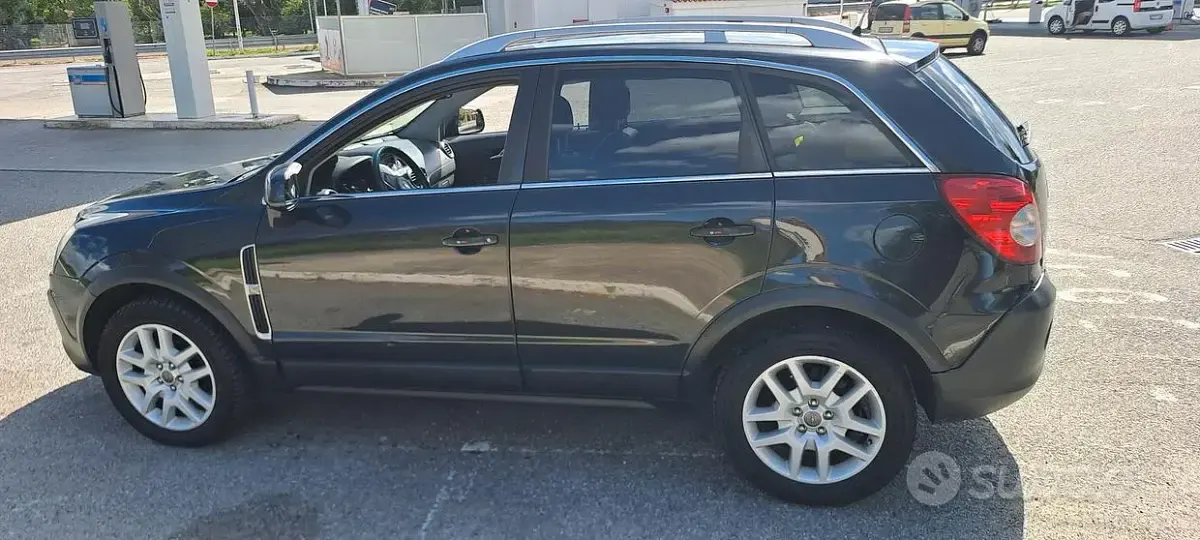 Usata Opel Antara 150 CV (110 kW) 2010 SUV
