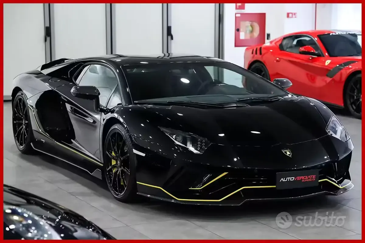Usata Lamborghini Aventador 779 CV (572 kW) 2022 Nero Coupé