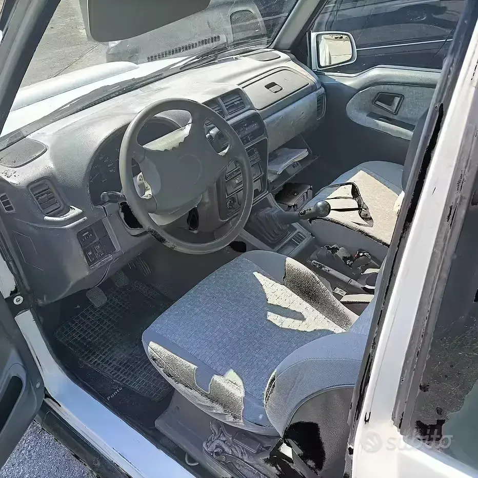 Usata Suzuki Vitara 75 CV (55 kW) 1998 Bianco SUV
