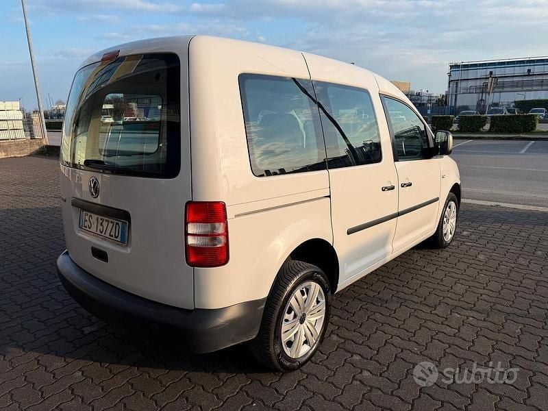 Usata VW Caddy 140 CV (102 kW) 2013 Bianco Monovolume