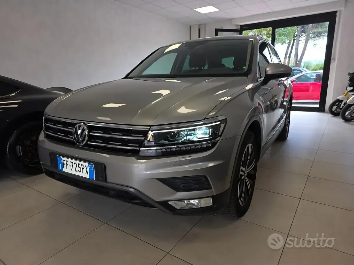 Usata VW Tiguan Executive 150 CV (110 kW) 2016 Grigio SUV