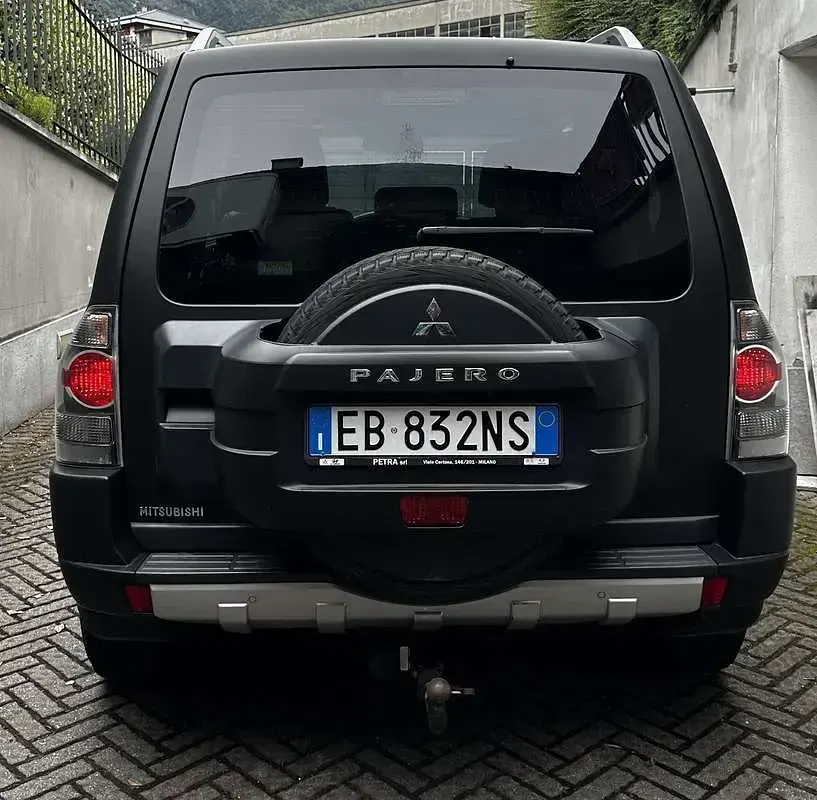 Usata Mitsubishi Pajero Instyle 200 CV (147 kW) 2010 SUV