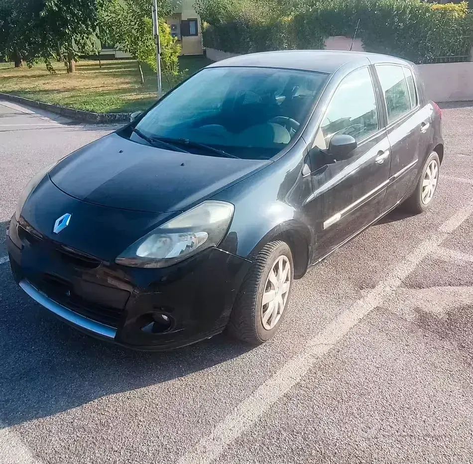 Usata Renault Clio 85 CV (62 kW) 2009 Nero Utilitaria