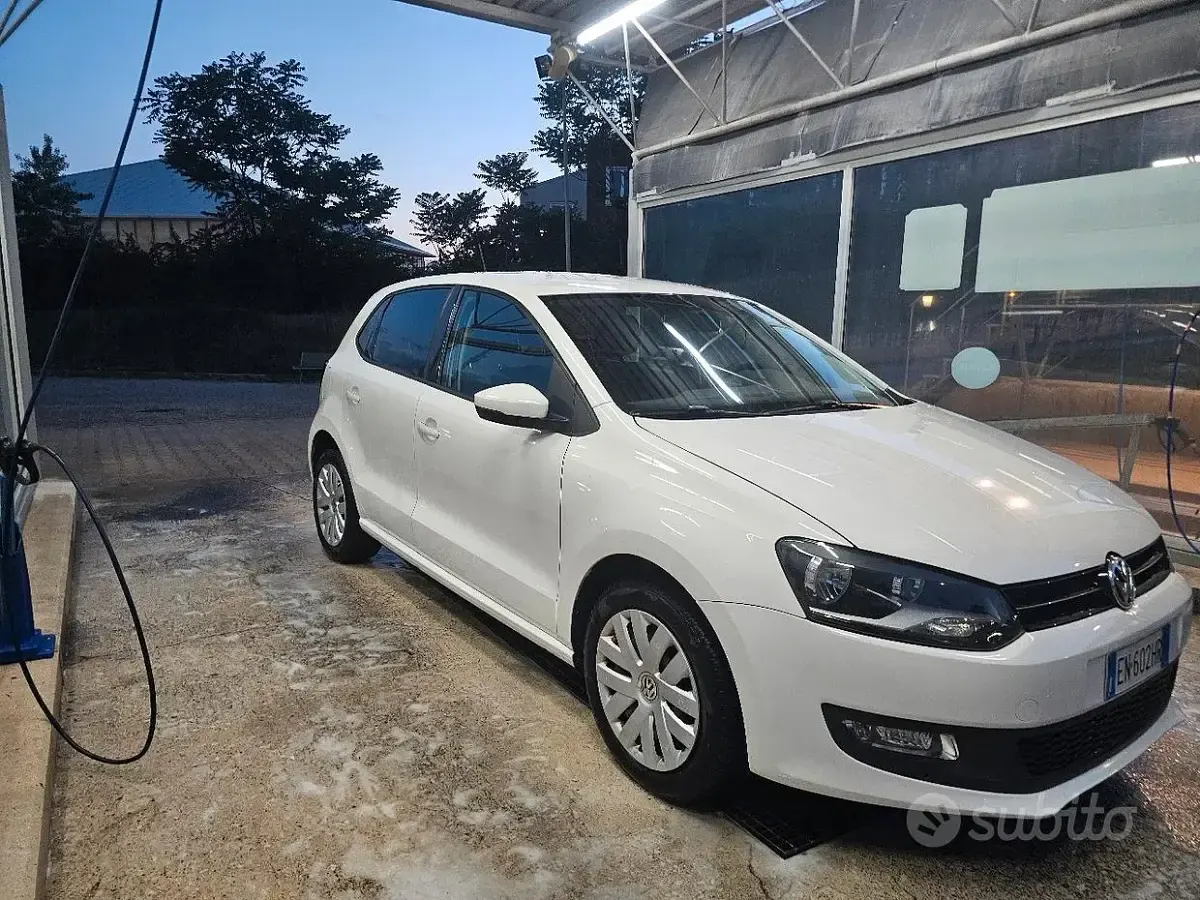 Usata VW Polo 85 CV (62 kW) 2012 Bianco Utilitaria