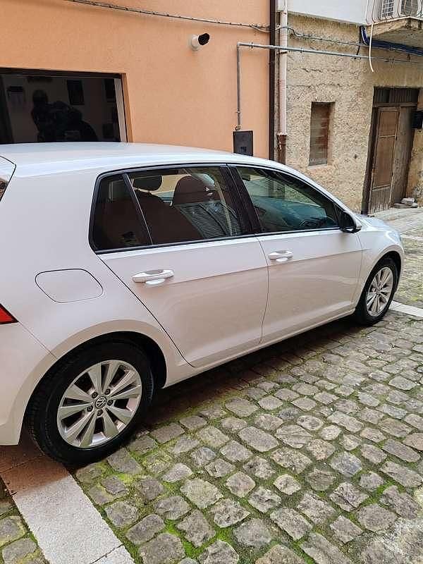 Usata VW Golf VII Comfortline 105 CV (77 kW) 2013 Berlina