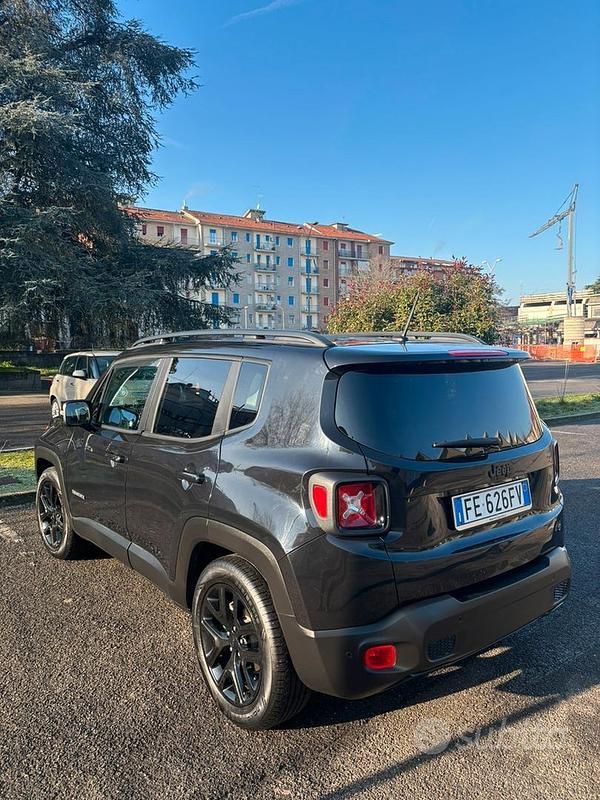 Usata Jeep Renegade 120 CV (88 kW) 2016 Nero SUV