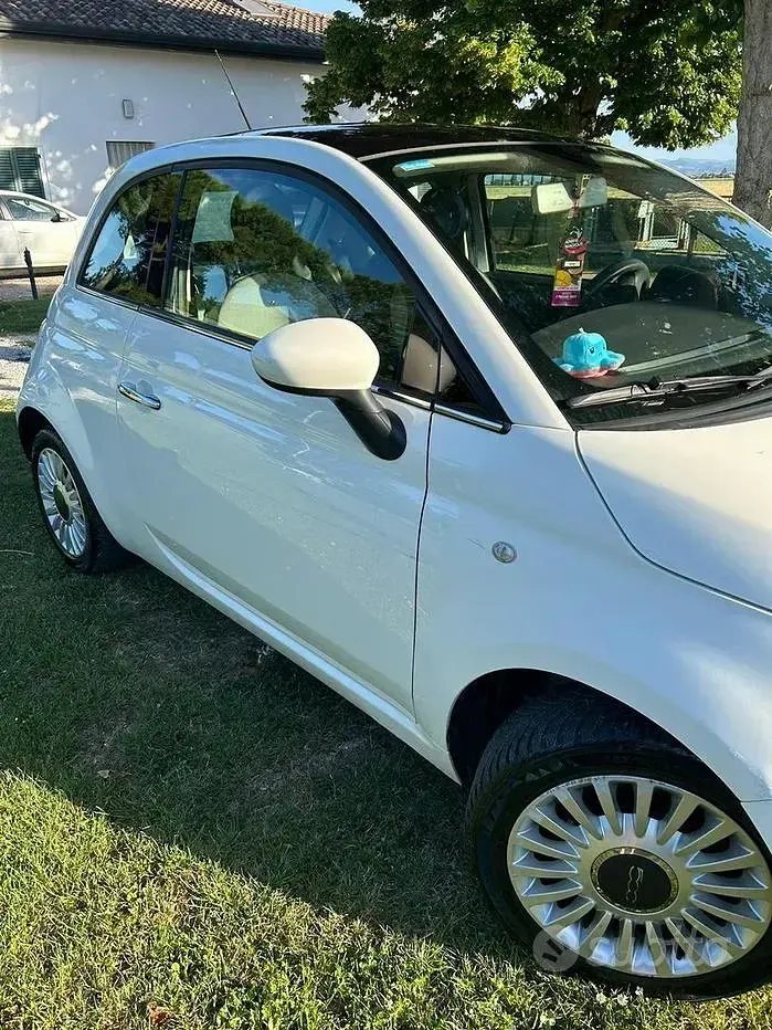 Usata Fiat 500 Lounge 69 CV (50 kW) 2012 Bianco Utilitaria