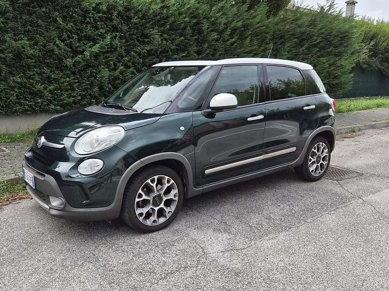 Verde Usata 2015 Fiat 500L Trekking Monovolume | 11.900 € (Molto cara) - Immagine 1/4