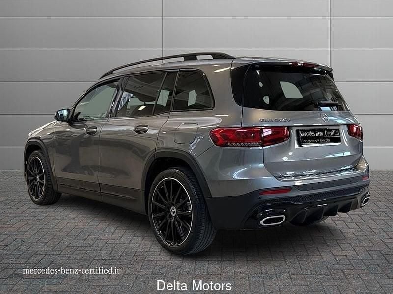 Usata Mercedes GLB200 Premium 150 CV (110 kW) 2023 Grigio montagna SUV