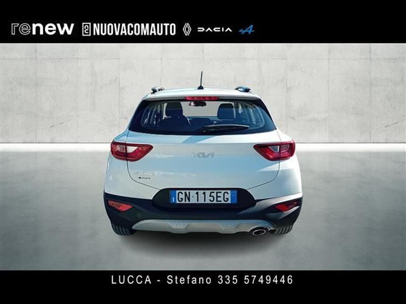Usata Kia Stonic Urban 84 CV (61 kW) 2023 Bianco SUV