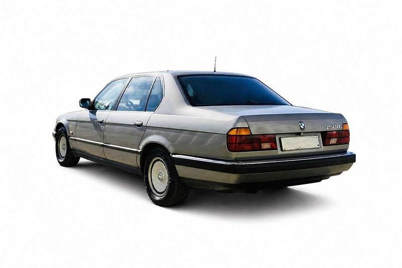 Usata BMW 750L Efficient Dynamics 292 CV (214 kW) 1988 Berlina