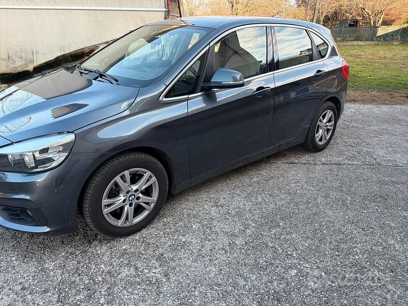 Usata BMW 216 Active Tourer 2015 Grigio Monovolume