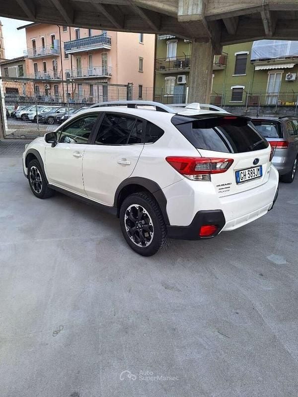 Usata Subaru XV Style 114 CV (83 kW) 2021 Bianco SUV