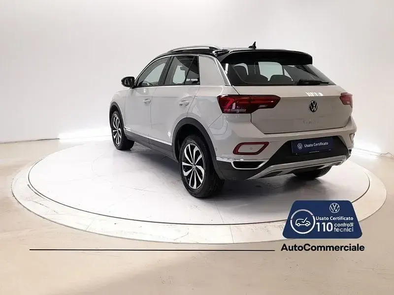 Usata VW T-Roc Style 150 CV (110 kW) 2023 Beige SUV