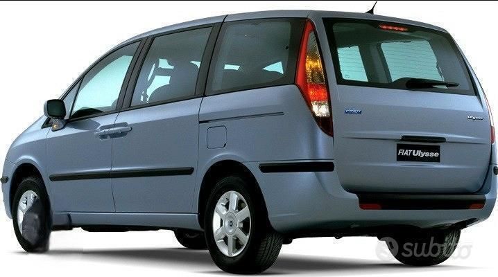 Usata 2006 Fiat Ulysse Monovolume | 999 € - Immagine 1/2