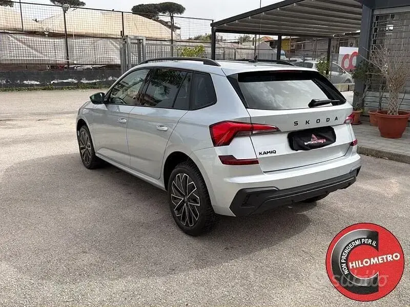 Gebraucht Skoda Kamiq 95 PS (69 kW) 2025 Grau SUV