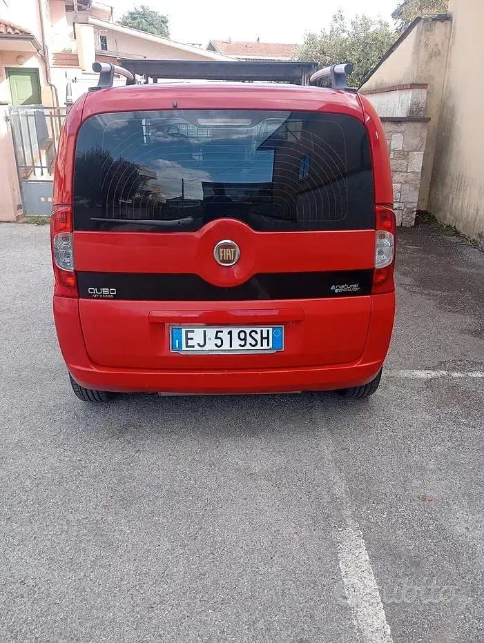 Usata Fiat Qubo Trekking 77 CV (56 kW) 2011 Rosso Monovolume