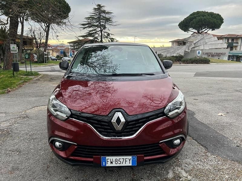 Usata Renault Grand Scénic IV 120 CV (88 kW) 2018 Monovolume