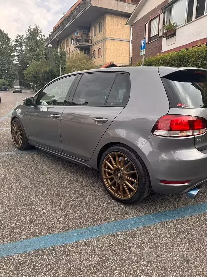 Usata VW Golf VI GTI 210 CV (154 kW) 2010 Grigio Utilitaria