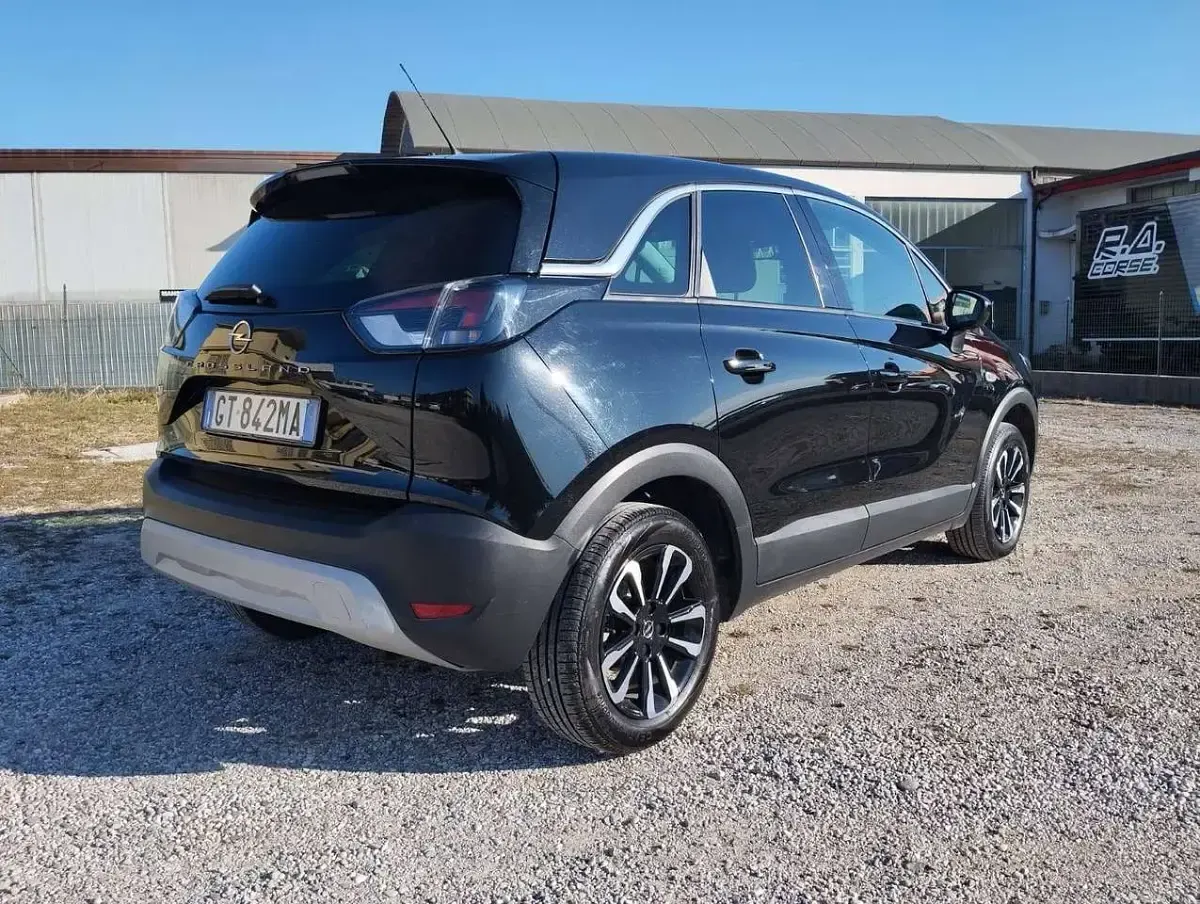 Usata Opel Crossland Elegance 131 CV (96 kW) 2024 Nero SUV