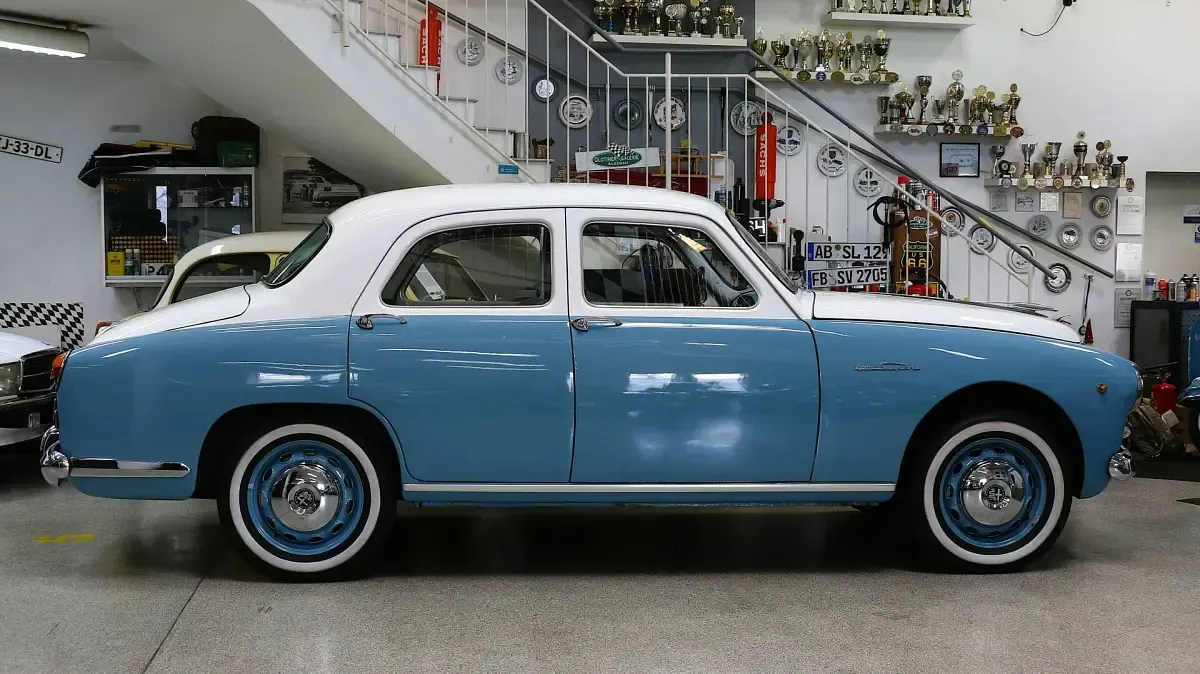 Usata Alfa Romeo 1900 Super 90 CV (66 kW) 1955 Blu Berlina